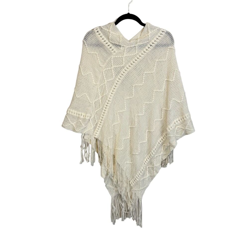 The Paper Store Poncho OS Ivory Geometric Bohemian Cozy Hippie Cottagecore NWT